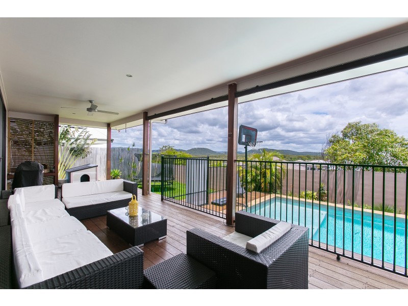 8  Tea Tree Grove, Peregian Springs QLD 4573