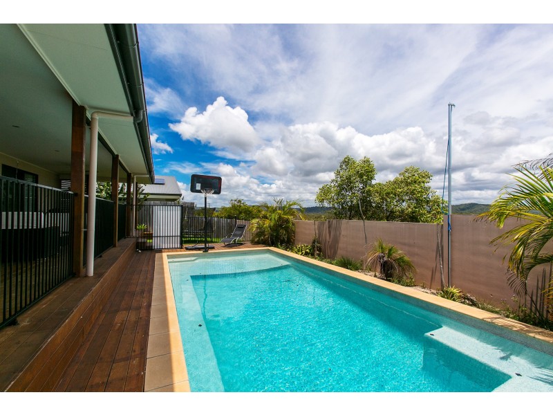 8  Tea Tree Grove, Peregian Springs QLD 4573