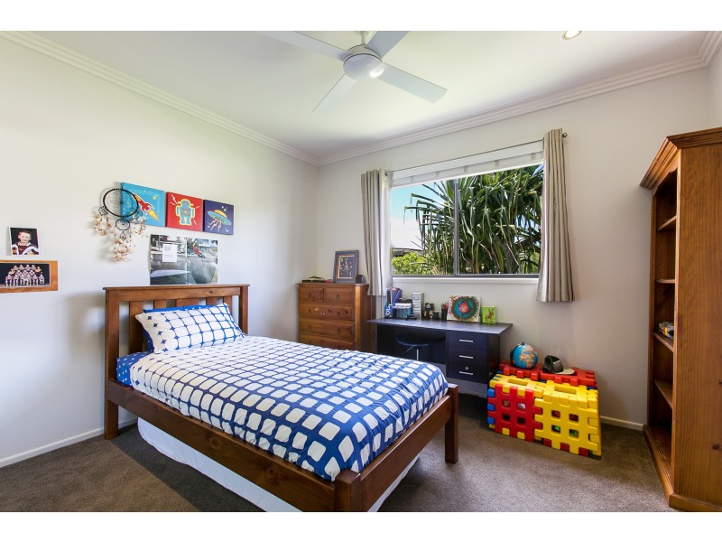 8  Tea Tree Grove, Peregian Springs QLD 4573