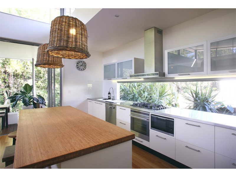 20 Coral Tree Avenue, Noosa Heads QLD 4567