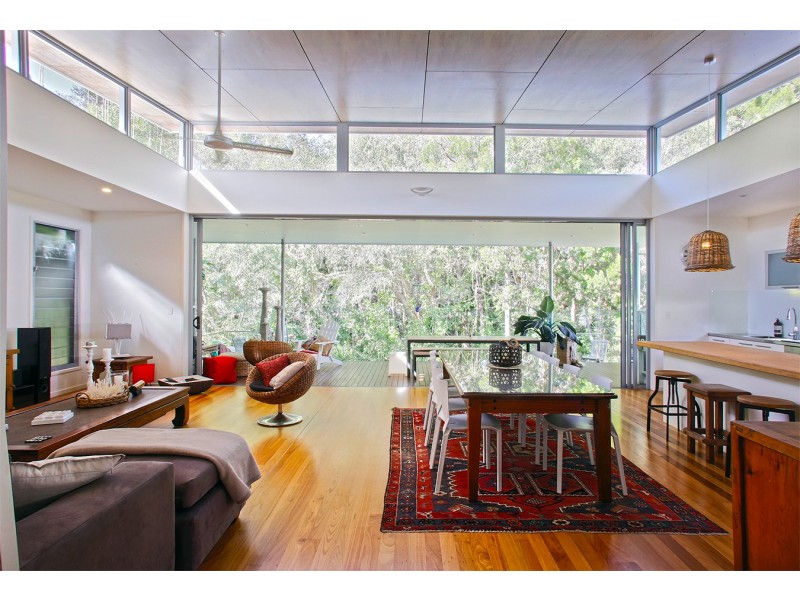 20 Coral Tree Avenue, Noosa Heads QLD 4567