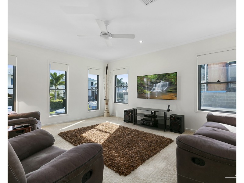 55/115 Peregian Springs Drive, Peregian Springs QLD 4573