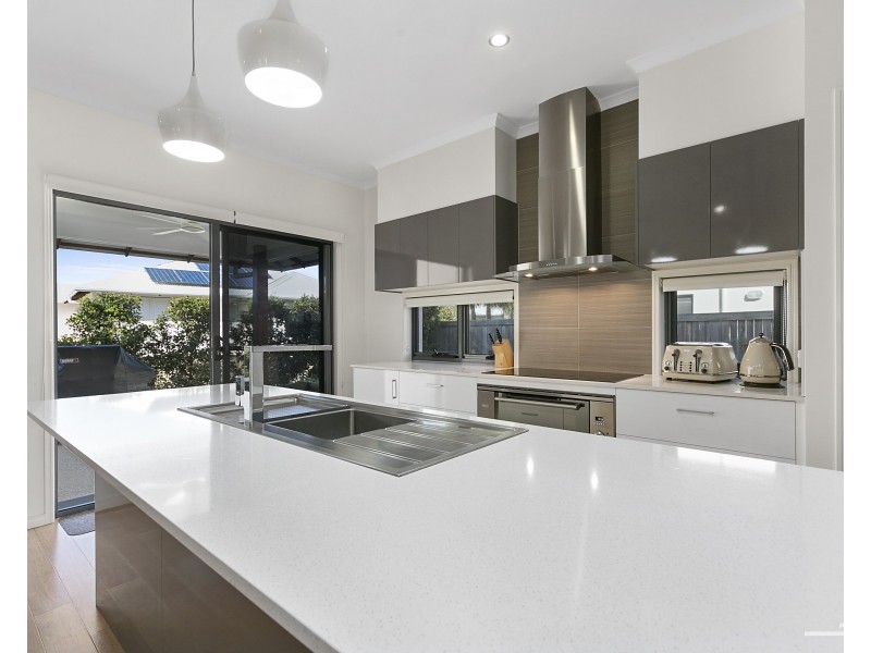 55/115 Peregian Springs Drive, Peregian Springs QLD 4573