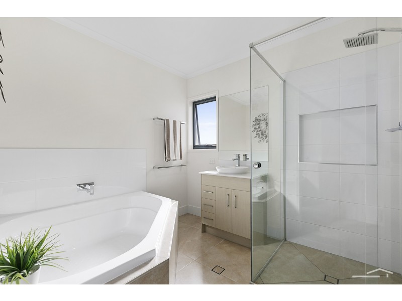 55/115 Peregian Springs Drive, Peregian Springs QLD 4573