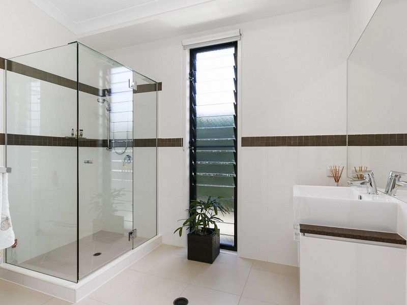 74 The Avenue, Peregian Springs QLD 4573