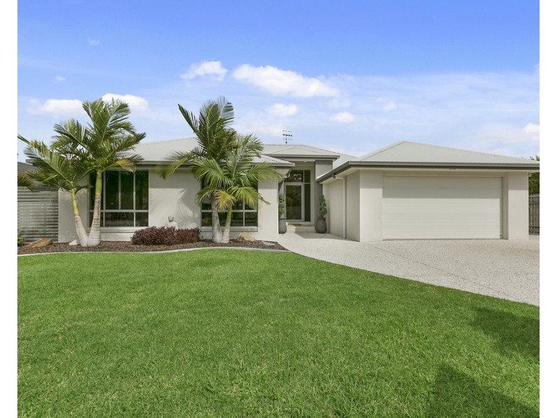 18 Attenuatta Place, Noosaville QLD 4566