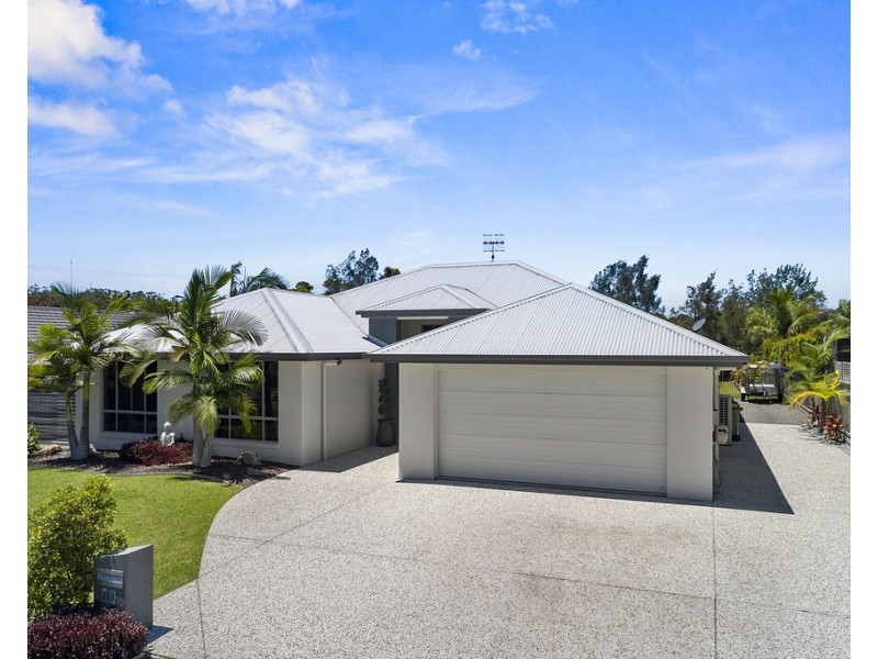 18 Attenuatta Place, Noosaville QLD 4566