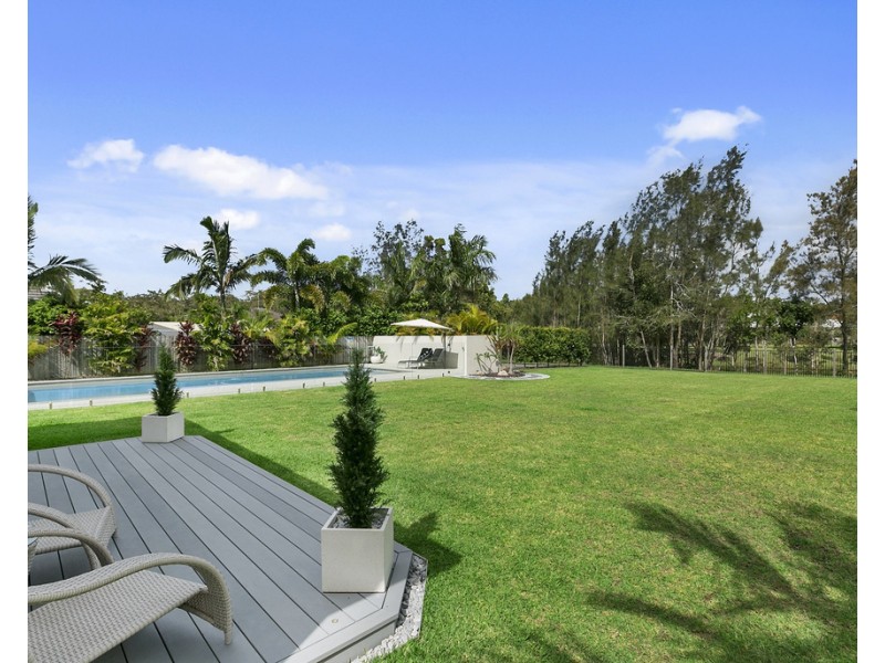 18 Attenuatta Place, Noosaville QLD 4566