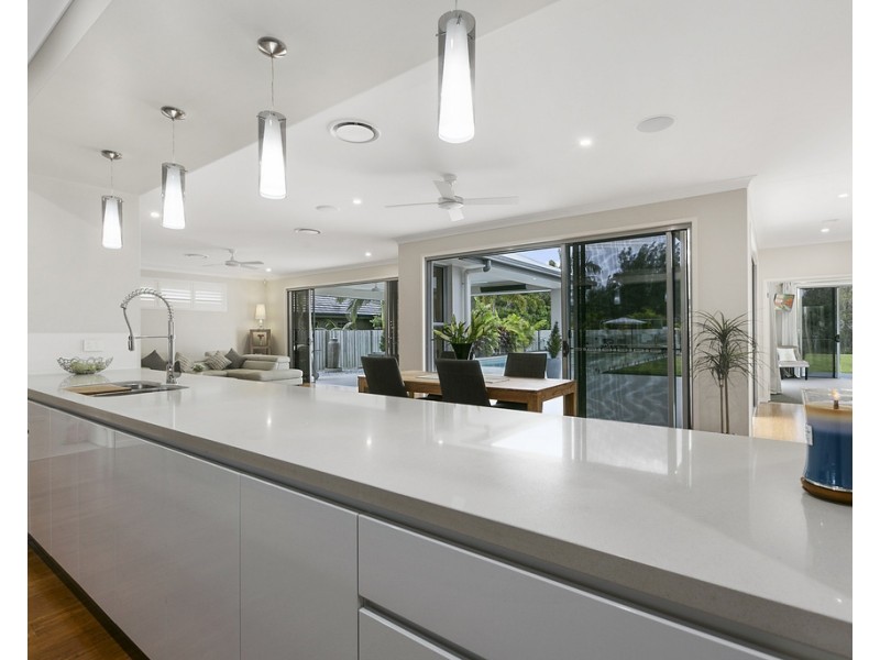 18 Attenuatta Place, Noosaville QLD 4566