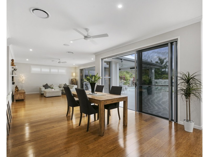 18 Attenuatta Place, Noosaville QLD 4566