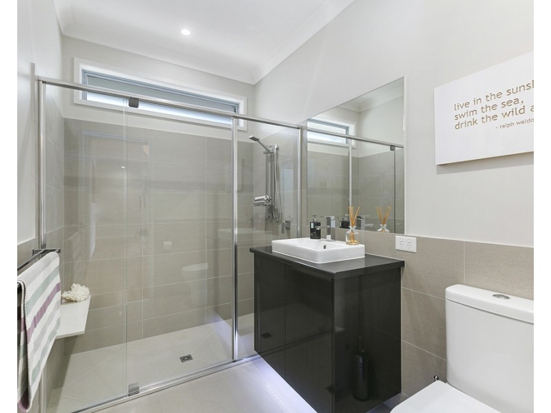 18 Attenuatta Place, Noosaville QLD 4566