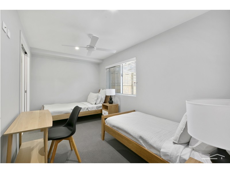 2/29  Duke Street, Sunshine Beach QLD 4567