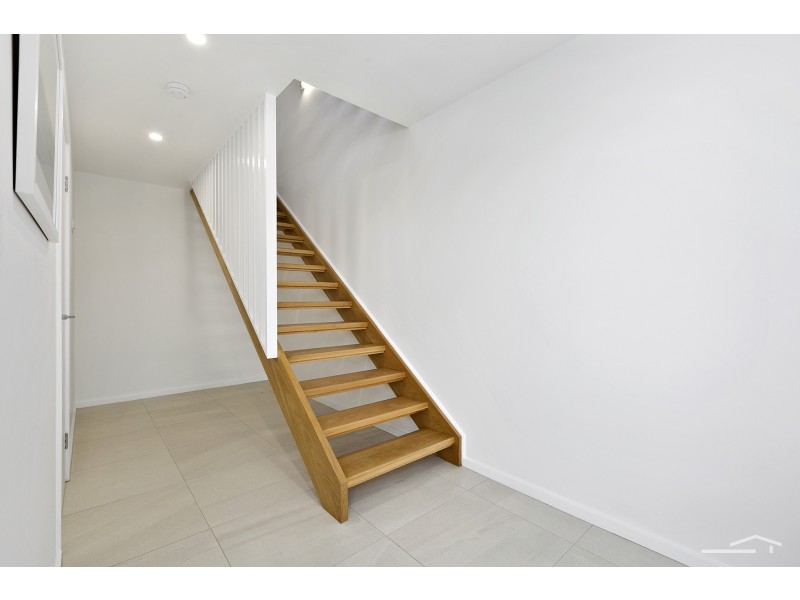 2/29  Duke Street, Sunshine Beach QLD 4567