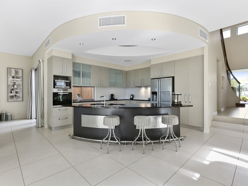 1 Cobblestone Place, Peregian Springs QLD 4573