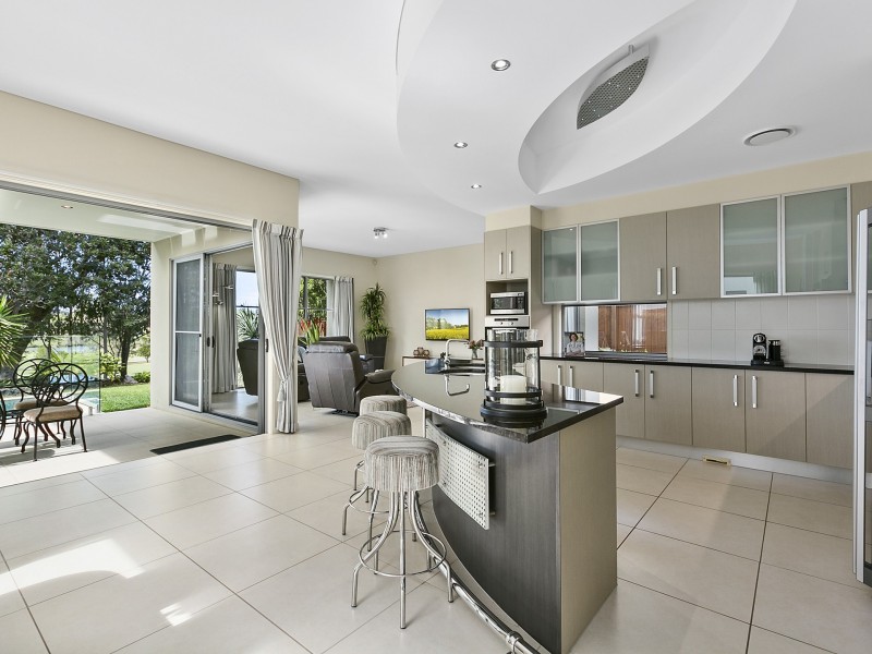 1 Cobblestone Place, Peregian Springs QLD 4573