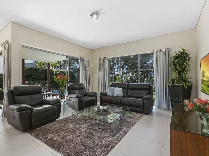 1 Cobblestone Place, Peregian Springs QLD 4573