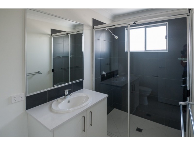 2/22 Silver Wattle Drive, Peregian Springs QLD 4573