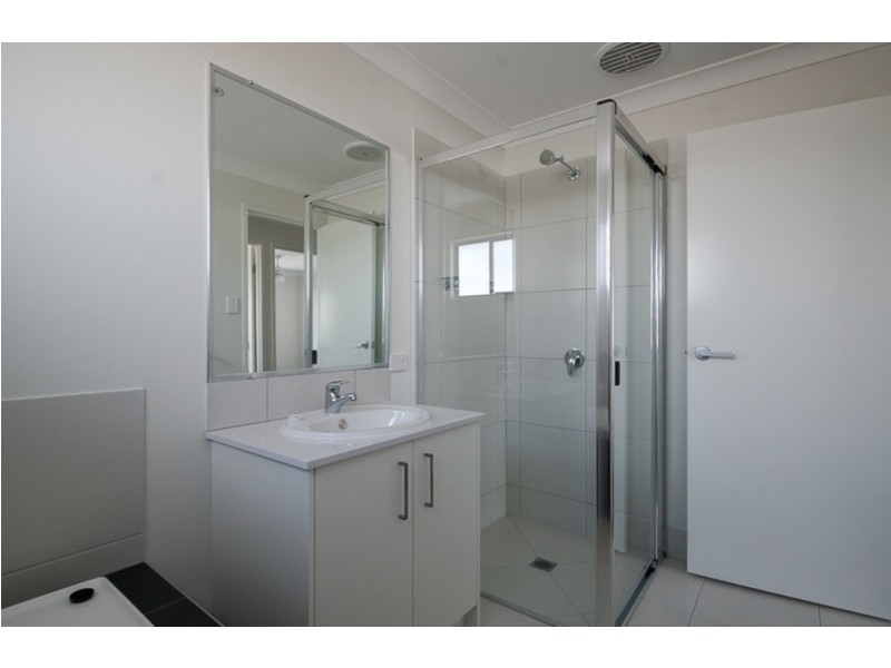2/22 Silver Wattle Drive, Peregian Springs QLD 4573