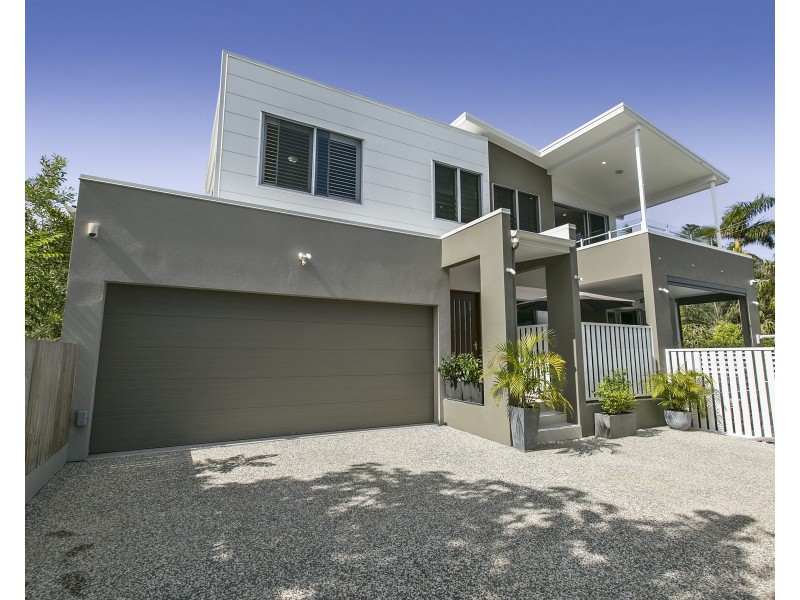 2/18 Edward Street, Noosaville QLD 4566