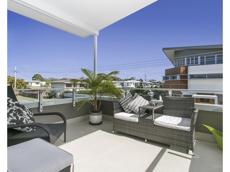 2/18 Edward Street, Noosaville QLD 4566