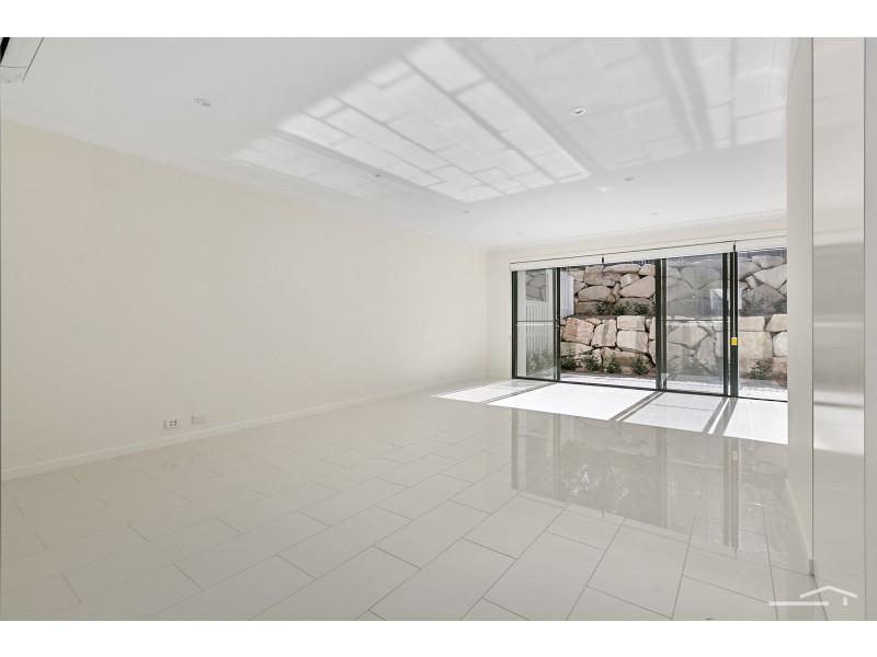 2 Regency Court, Peregian Springs QLD 4573