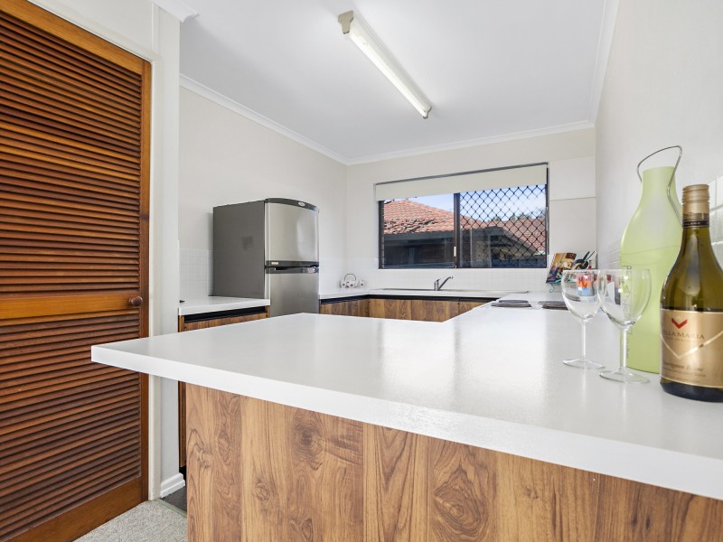 2/58 Peregian Esplanade, Peregian Beach QLD 4573