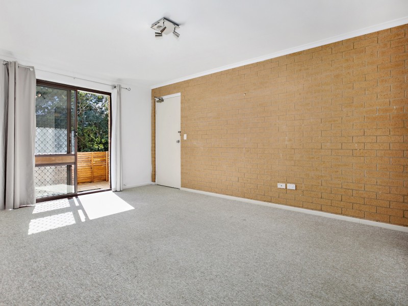 2/58 Peregian Esplanade, Peregian Beach QLD 4573