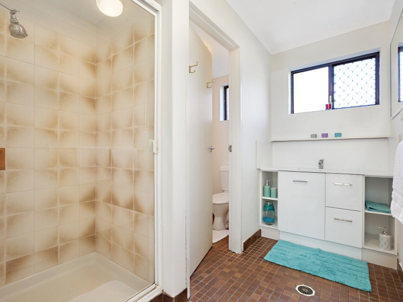 2/58 Peregian Esplanade, Peregian Beach QLD 4573