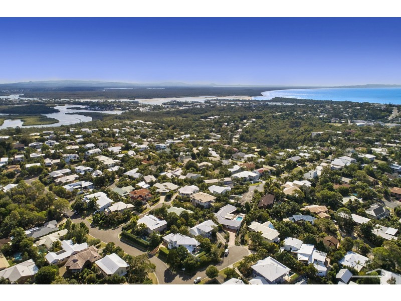 6 Bartill Court, Noosa Heads QLD 4567