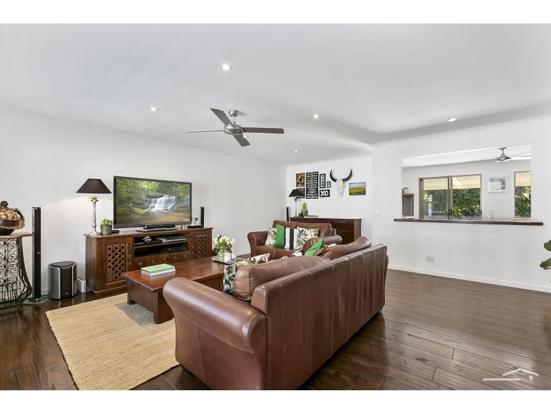 68 Lake Entrance Boulevard, Noosaville QLD 4566