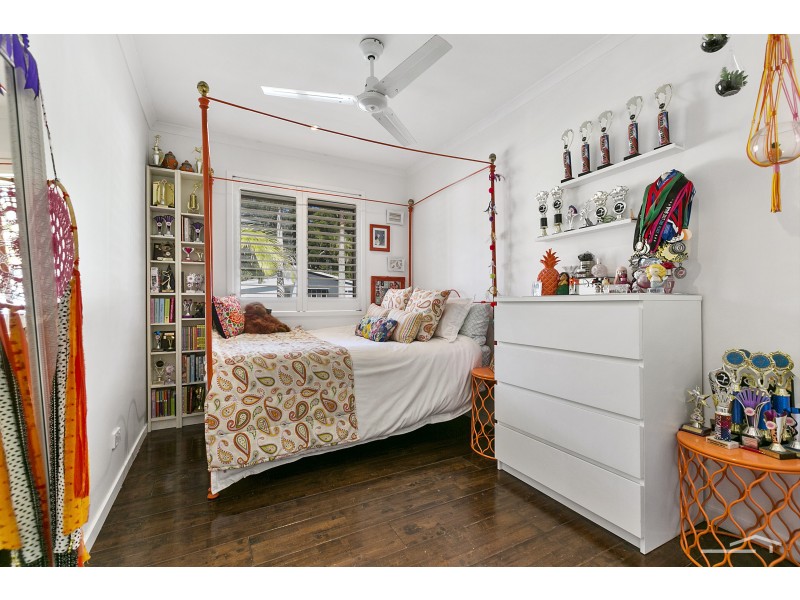 68 Lake Entrance Boulevard, Noosaville QLD 4566