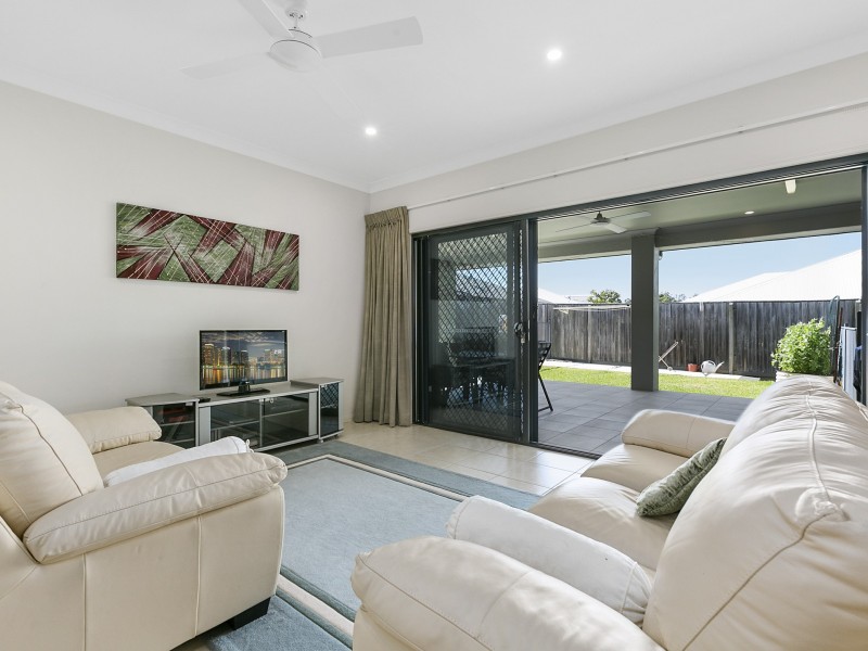 10 Balgownie Drive, Peregian Springs QLD 4573