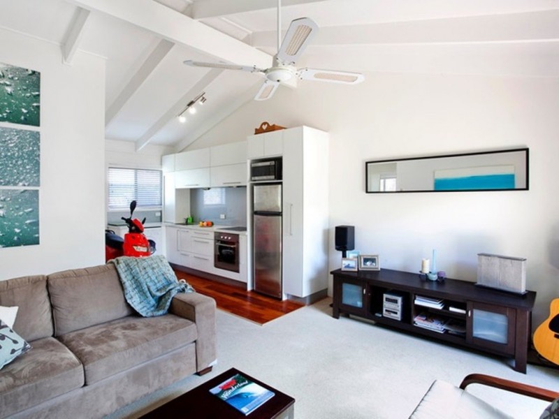 2/4 Oceania Crescent, Sunshine Beach QLD 4567