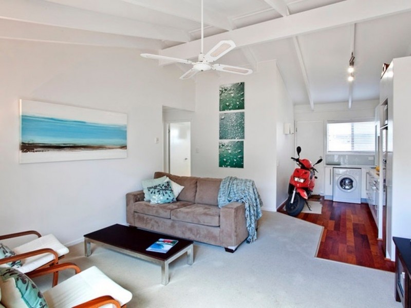 2/4 Oceania Crescent, Sunshine Beach QLD 4567