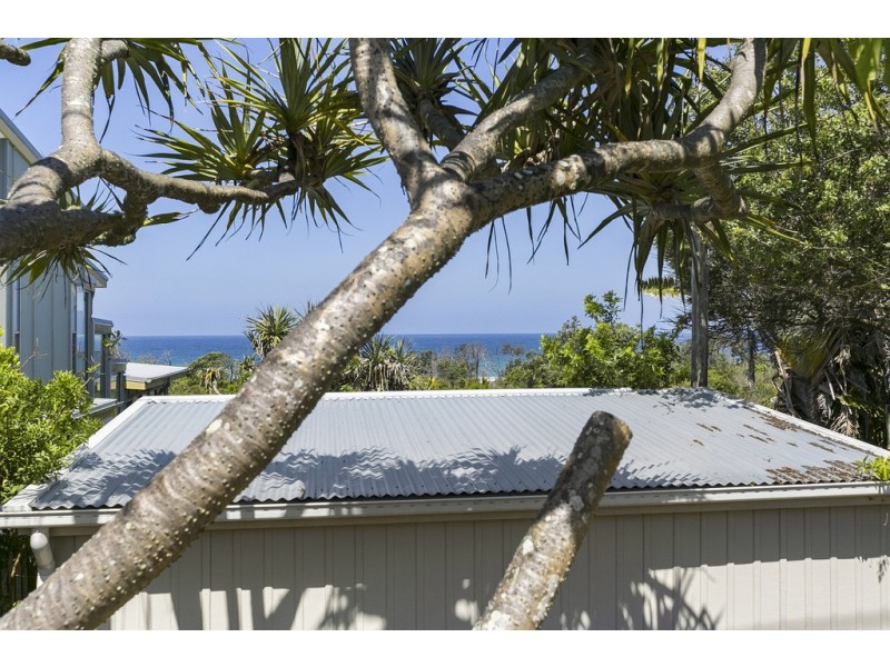 16 Plover Street, Peregian Beach QLD 4573