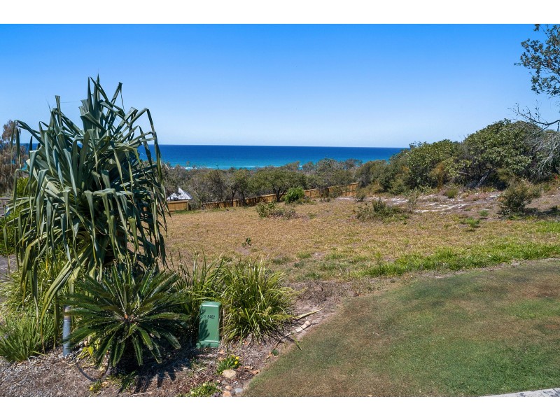 15 Noosa Dunes, Castaways Beach QLD 4567