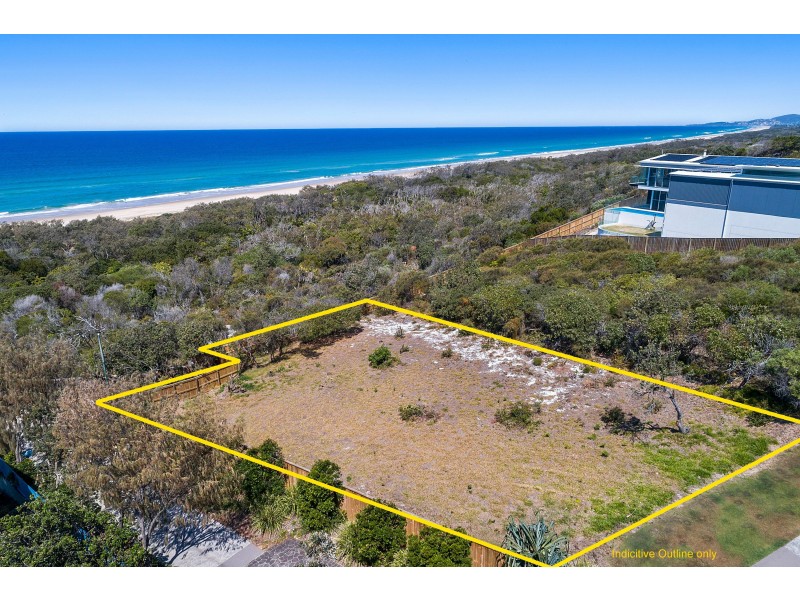 15 Noosa Dunes, Castaways Beach QLD 4567