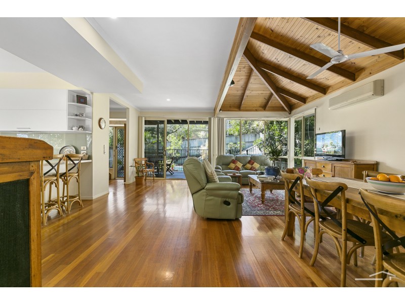 12 Viewland Drive, Noosa Heads QLD 4567