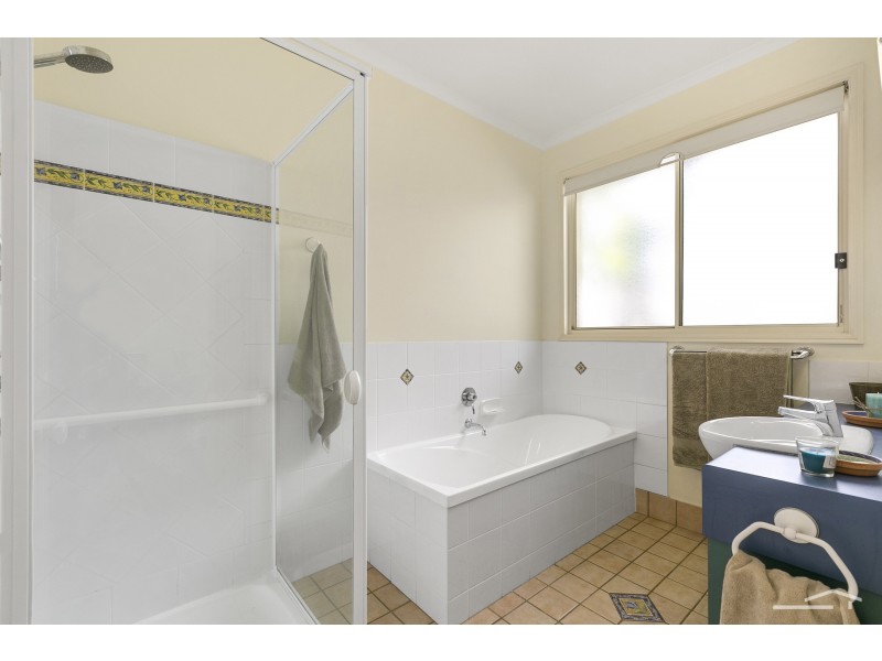 12 Viewland Drive, Noosa Heads QLD 4567