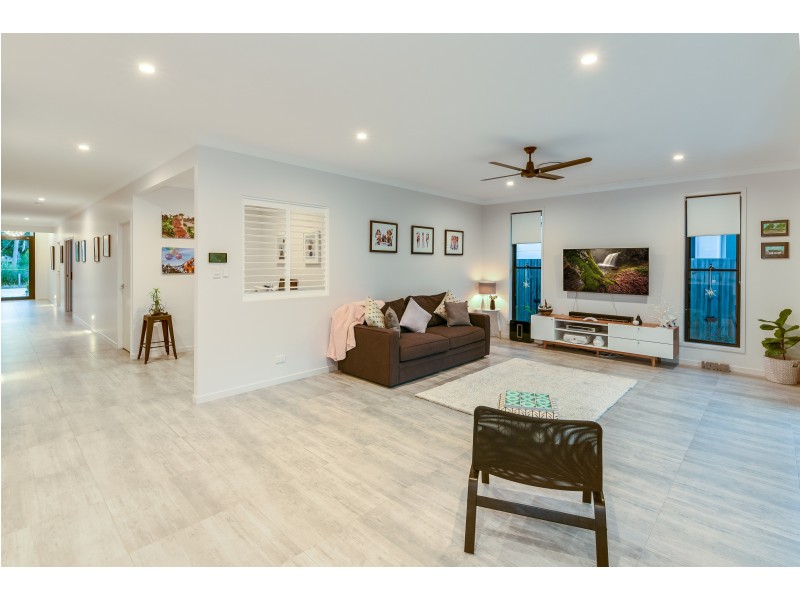 227 Balgownie Drive, Peregian Springs QLD 4573