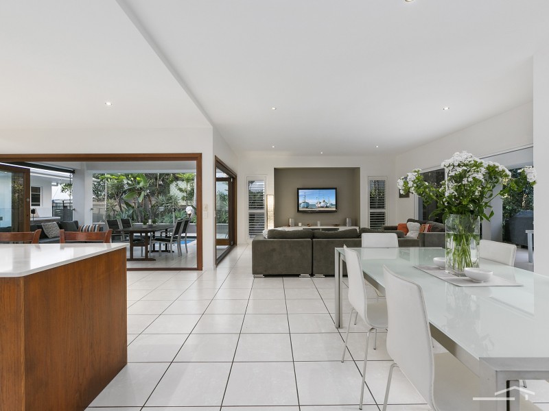 83 The Avenue, Peregian Springs QLD 4573