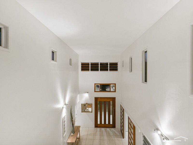 83 The Avenue, Peregian Springs QLD 4573