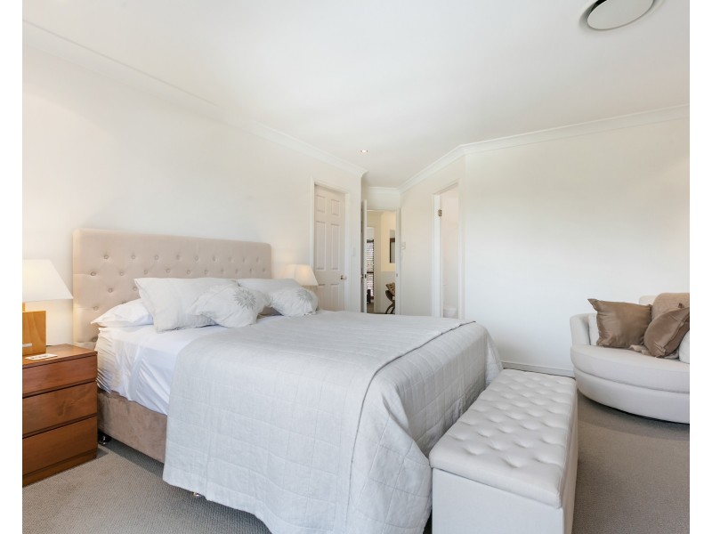15 Seafarer Court, Castaways Beach QLD 4567