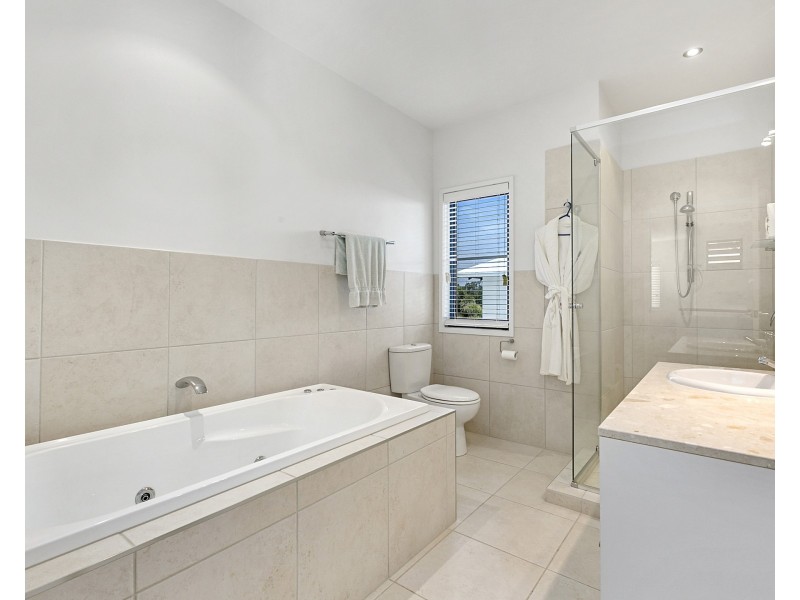 33/115 Peregian Springs Drive, Peregian Springs QLD 4573