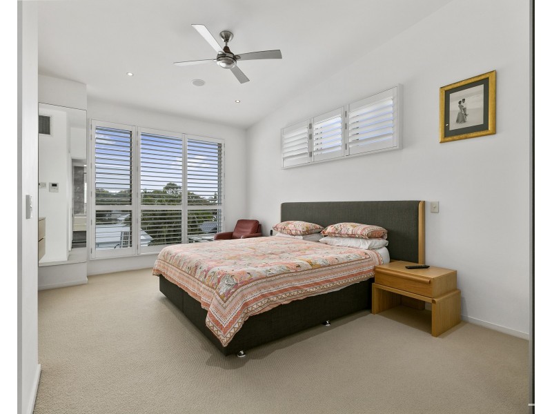 1/23 Duke Street, Sunshine Beach QLD 4567