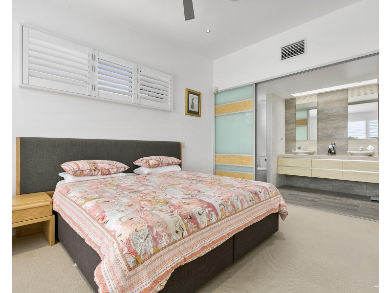 1/23 Duke Street, Sunshine Beach QLD 4567