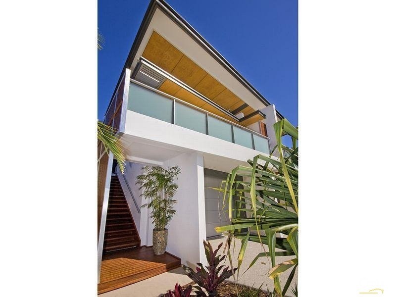 1/23 Duke Street, Sunshine Beach QLD 4567