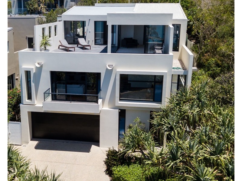 69 Seaview Terrace, Sunshine Beach QLD 4567