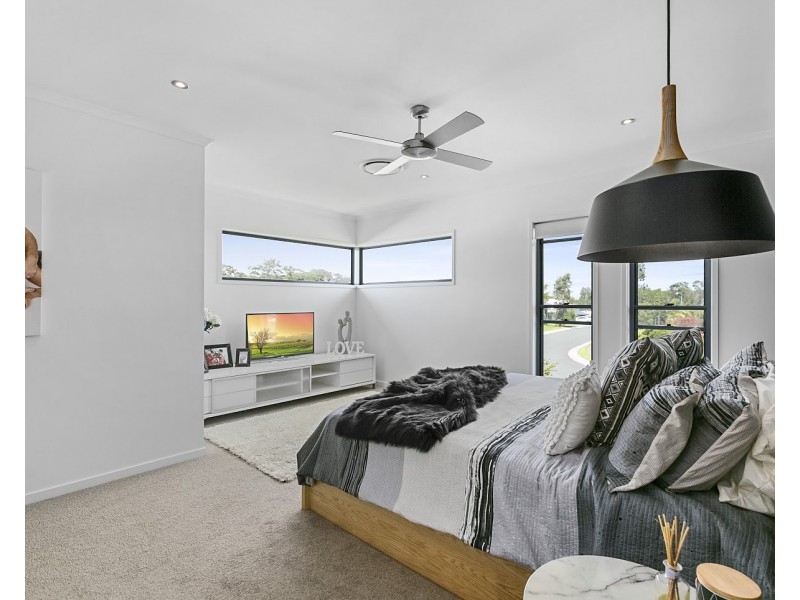 15 Goldfinch Close, Peregian Springs QLD 4573