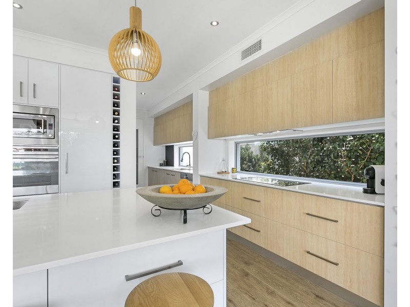 15 Goldfinch Close, Peregian Springs QLD 4573